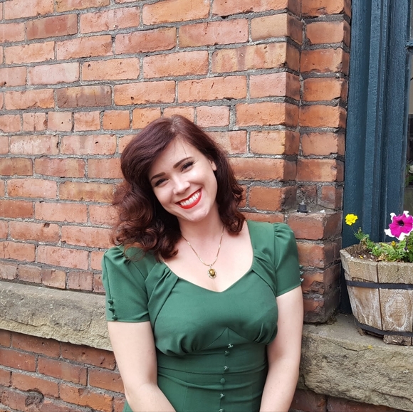 Stop Staring! 1930's/1940's style wiggle dress - Picture 3 of 3